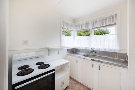 Photo of property in 1 Wakefield Street, Awapuni, Palmerston North, 4412