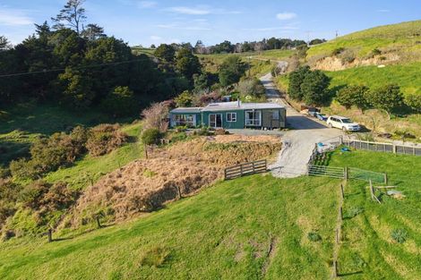 Photo of property in 63 Porter Road, Paparoa, 0571