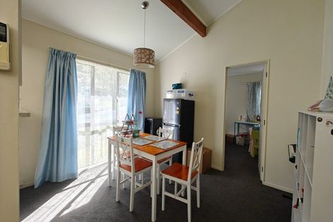 Photo of property in 51 Topliss Drive, Northcross, Auckland, 0632