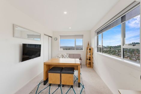 Photo of property in 1/14a Millhill Lane, Huntsbury, Christchurch, 8022