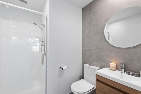 Photo of property in 6/12 New Brighton Road, Shirley, Christchurch, 8061