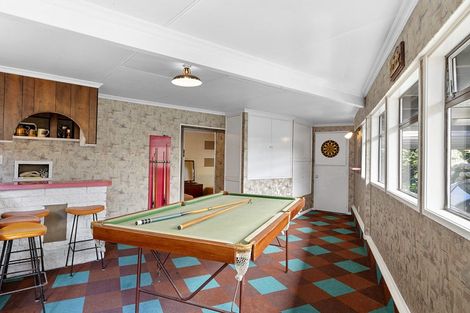 Photo of property in 18 Mount View Place, Spotswood, New Plymouth, 4310