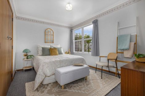 Photo of property in 11 Karaka Crescent, Levin, 5510