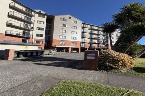 Photo of property in 5c/17 Crown Lynn Place, New Lynn, Auckland, 0600