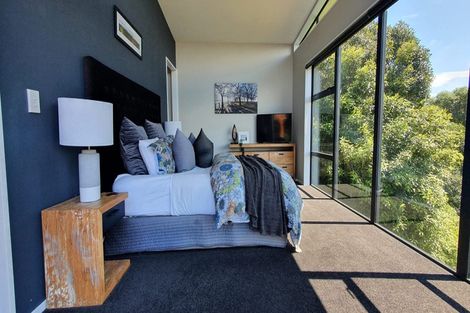 Photo of property in 1 Quarry Hill Terrace, Kennedys Bush, Christchurch, 8025