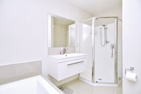 Photo of property in 15a Te Whenu Crescent, Marshland, Christchurch, 8083