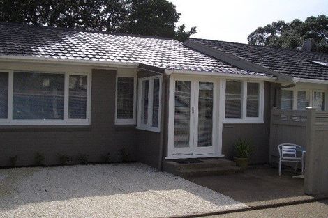 Photo of property in 1/12a Sanders Avenue, Takapuna, Auckland, 0622