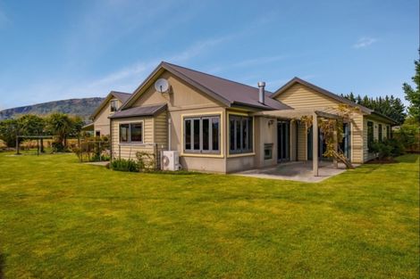 Photo of property in 3 Ironview Lane, Wanaka, 9382