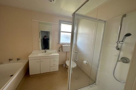 Photo of property in 105 Brandon Street, Featherston, 5710