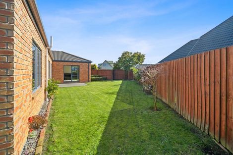 Photo of property in 8 Arkwright Place, Halswell, Christchurch, 8025