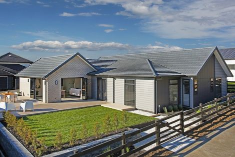 Photo of property in 7 Puhitahi Hill Road, Paerata, Pukekohe, 2124