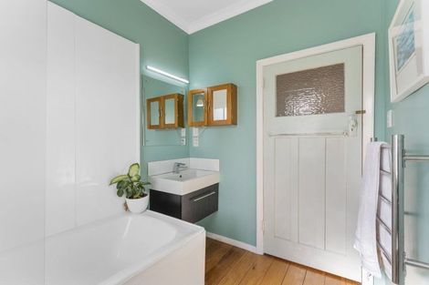 Photo of property in 13 Brook Street, Waiwhetu, Lower Hutt, 5010