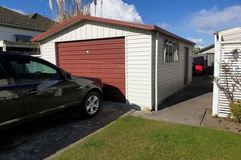 Photo of property in 105 Grays Road, Saint Leonards, Hastings, 4120