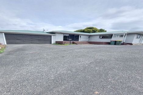 Photo of property in 51 Clevedon Road, Papakura, 2110