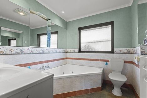 Photo of property in 188 Amberley Avenue, Highbury, Palmerston North, 4412