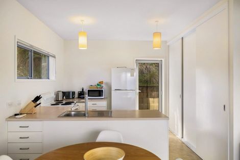 Photo of property in 129a Wynyard Crescent, Fernhill, Queenstown, 9300