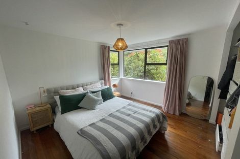 Photo of property in 155 Pinehaven Road, Pinehaven, Upper Hutt, 5019