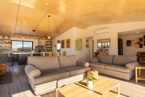 Photo of property in 1 Tussock Crescent, Twizel, 7901