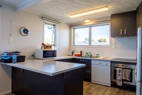 Photo of property in 15 Puriri Crescent, Edgecumbe, 3120