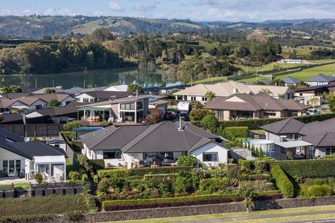 Photo of property in 7 Vantage Place, Omokoroa, 3114
