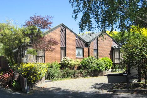 Photo of property in 8 Rembrandt Place, Burnside, Christchurch, 8053