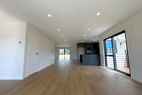 Photo of property in 43 Greenmeadows Avenue, Manurewa East, Auckland, 2102