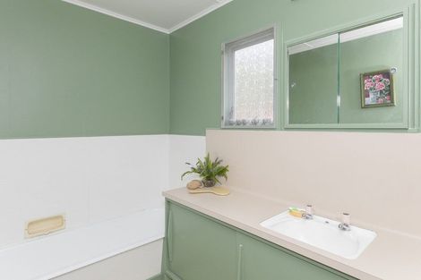 Photo of property in 38 Oak Street, Mangapapa, Gisborne, 4010