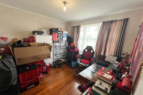 Photo of property in 41 St Leonards Road, Kelston, Auckland, 0602