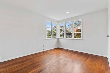 Photo of property in 26 Clifton Road, Herne Bay, Auckland, 1011