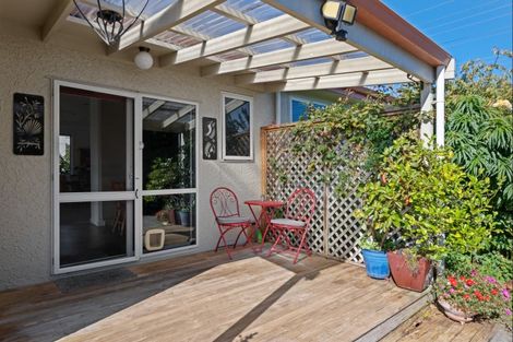 Photo of property in 32 Hutcheson Street, Mayfield, Blenheim, 7201