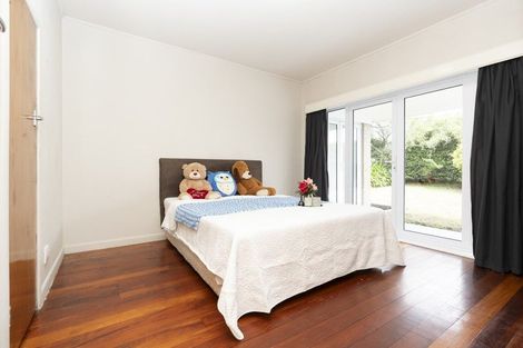 Photo of property in 11 Forest Lake Road, Forest Lake, Hamilton, 3200