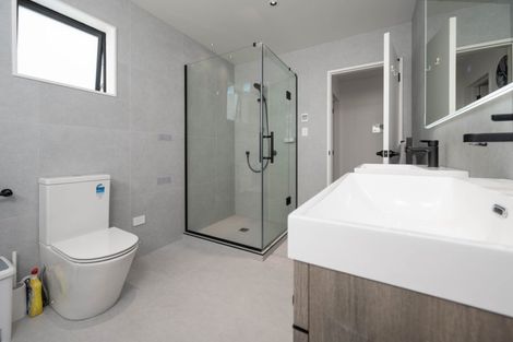 Photo of property in 6a Raeben Avenue, Hillcrest, Auckland, 0627