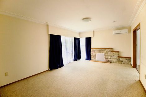 Photo of property in 14 Waterlea Avenue, Mangere Bridge, Auckland, 2022