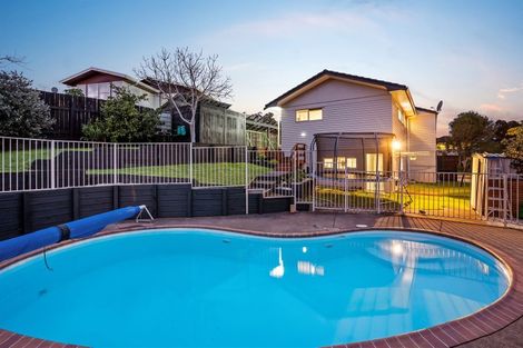 Photo of property in 14 Agincourt Street, Glenfield, Auckland, 0629