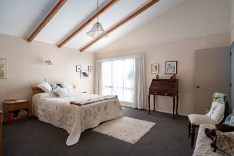 Photo of property in 205 Tauhara Road, Tauhara, Taupo, 3330