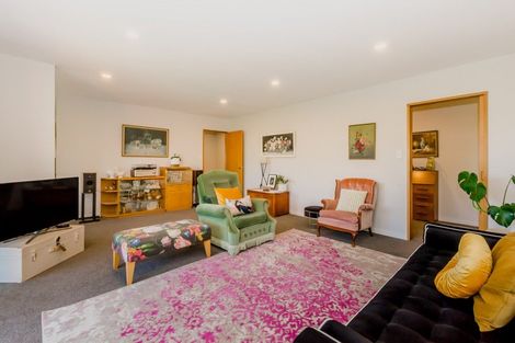 Photo of property in 76 Kapanui Road, Waikanae, 5036
