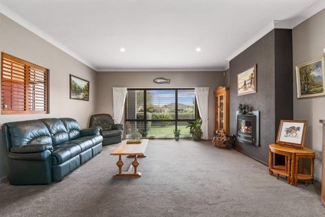 Photo of property in 9 Hayward Rise, Owhata, Rotorua, 3010
