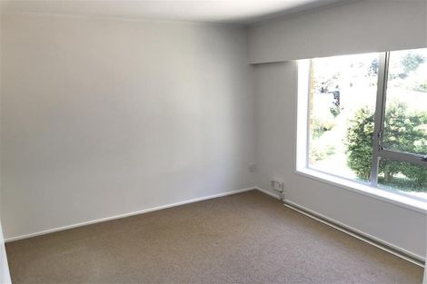 Photo of property in 1/16a Diana Drive, Glenfield, Auckland, 0627