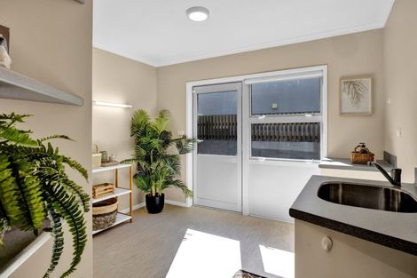 Photo of property in 1a French Street, Moturoa, New Plymouth, 4310