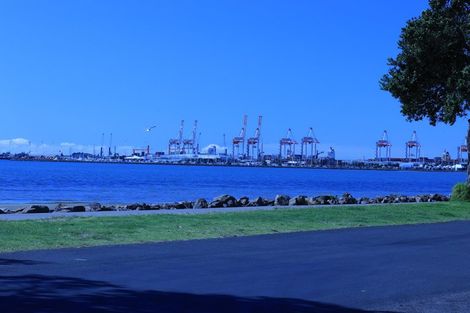 Photo of property in 8 Seaway Terrace, Otumoetai, Tauranga, 3110