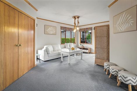 Photo of property in 12 Clare Street, Cambridge, 3434