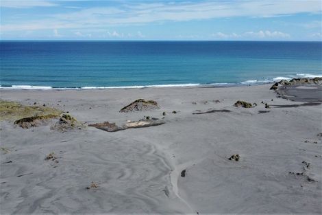 Photo of property in 204f Tai Road, Opunake, 4681