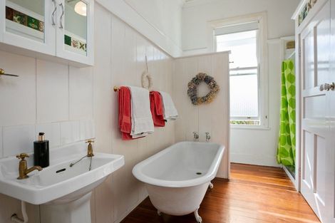 Photo of property in 2 Fairview Road, Te Awamutu, 3800