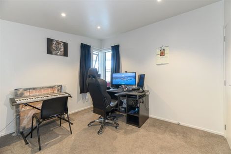 Photo of property in 140a Solar Road, Glen Eden, Auckland, 0602