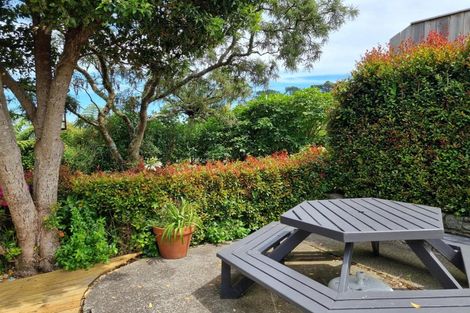 Photo of property in 14 Kekeno Grove, Tirohanga, Lower Hutt, 5010