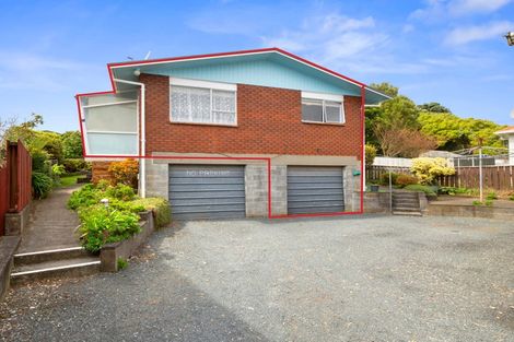 Photo of property in 2/3 Bideford Street, Brooklands, New Plymouth, 4310