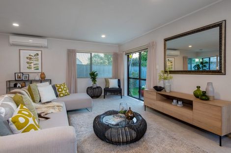 Photo of property in 4/12 Stratford Avenue, Milford, Auckland, 0620