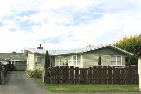 Photo of property in 16 Mountbatten Grove, Clouston Park, Upper Hutt, 5018