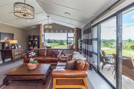 Photo of property in 157 Manakau Heights Drive, Manakau, Levin, 5573