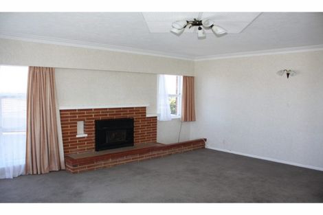 Photo of property in 12 Harbour View Road, Onerahi, Whangarei, 0110